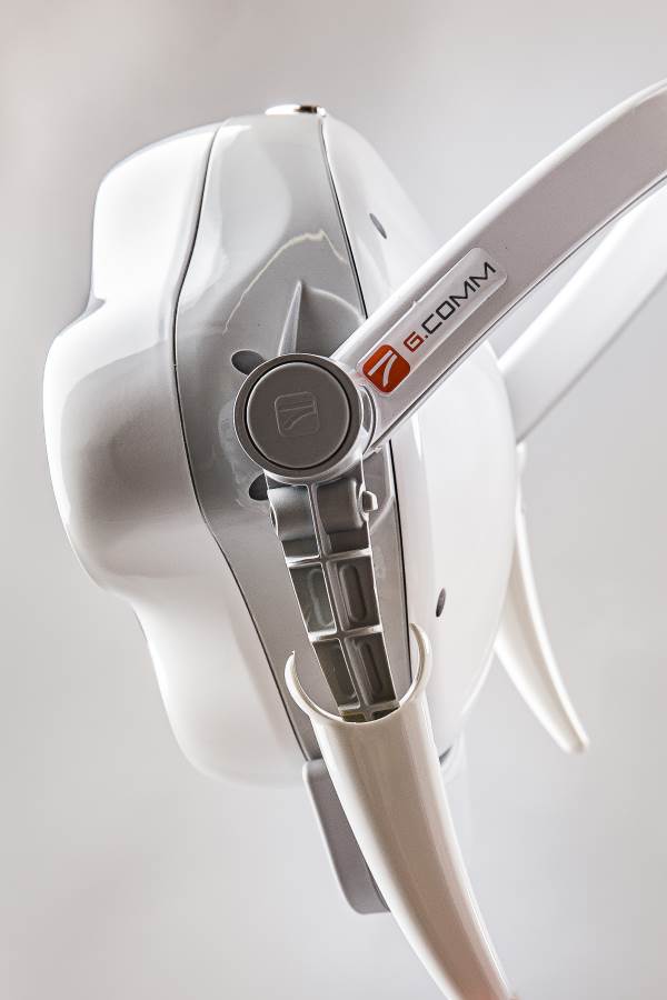 Flight Dental G.comm IRIS LED Light, Post Mounted